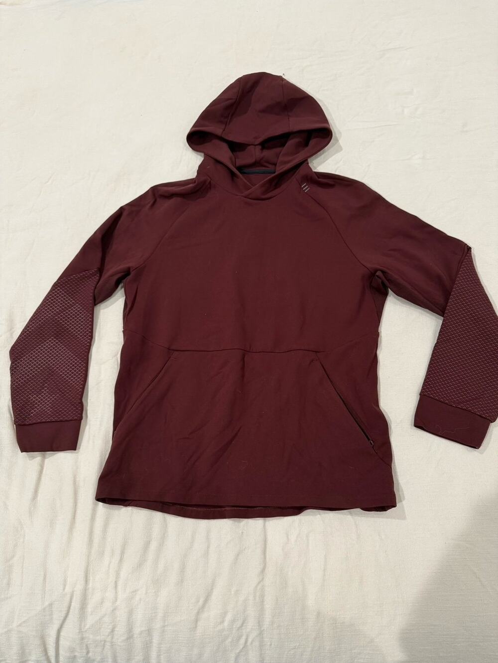 Lululemon x Barry’s Stronger As One Hoodie Athletic Hoodie– Burgundy